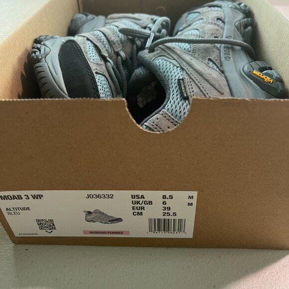 Women's Moab 3 Size 8.5M, unused - Picture 2 of 4